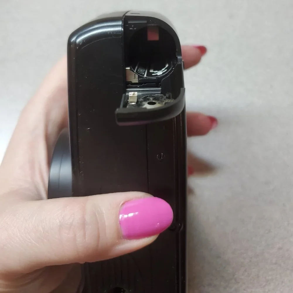 Samsung Maxima Zoom 80i Point & Shoot 35mm Film Camera (Case & Manual Included)